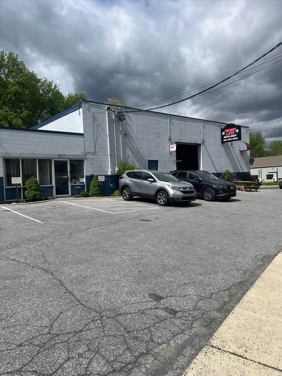 Finish Line Auto Body Whitehall auto body shop in Whitehall Township, PA 18052